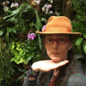 Meet your Posher, Anna-alexis